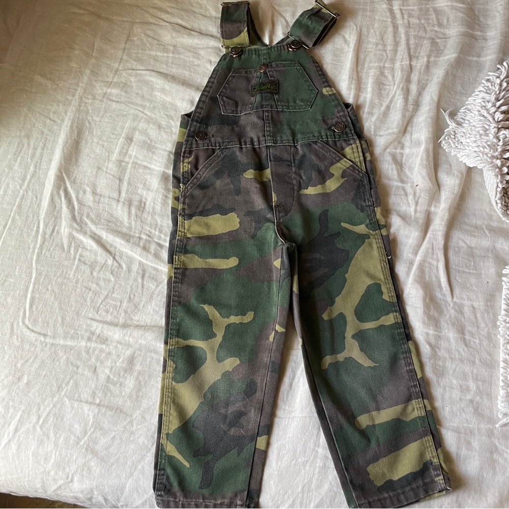 Kid’s camo overalls